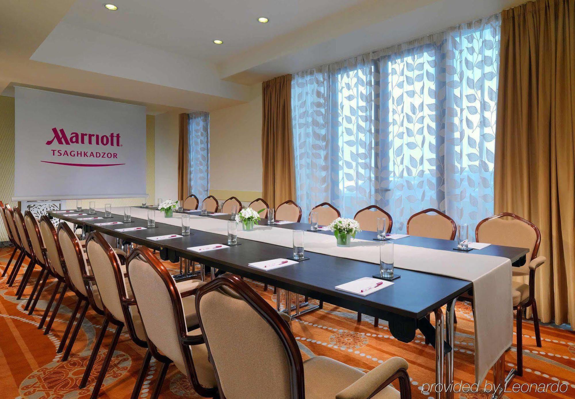 Tsaghkadzor Marriott Hotel Екстер'єр фото