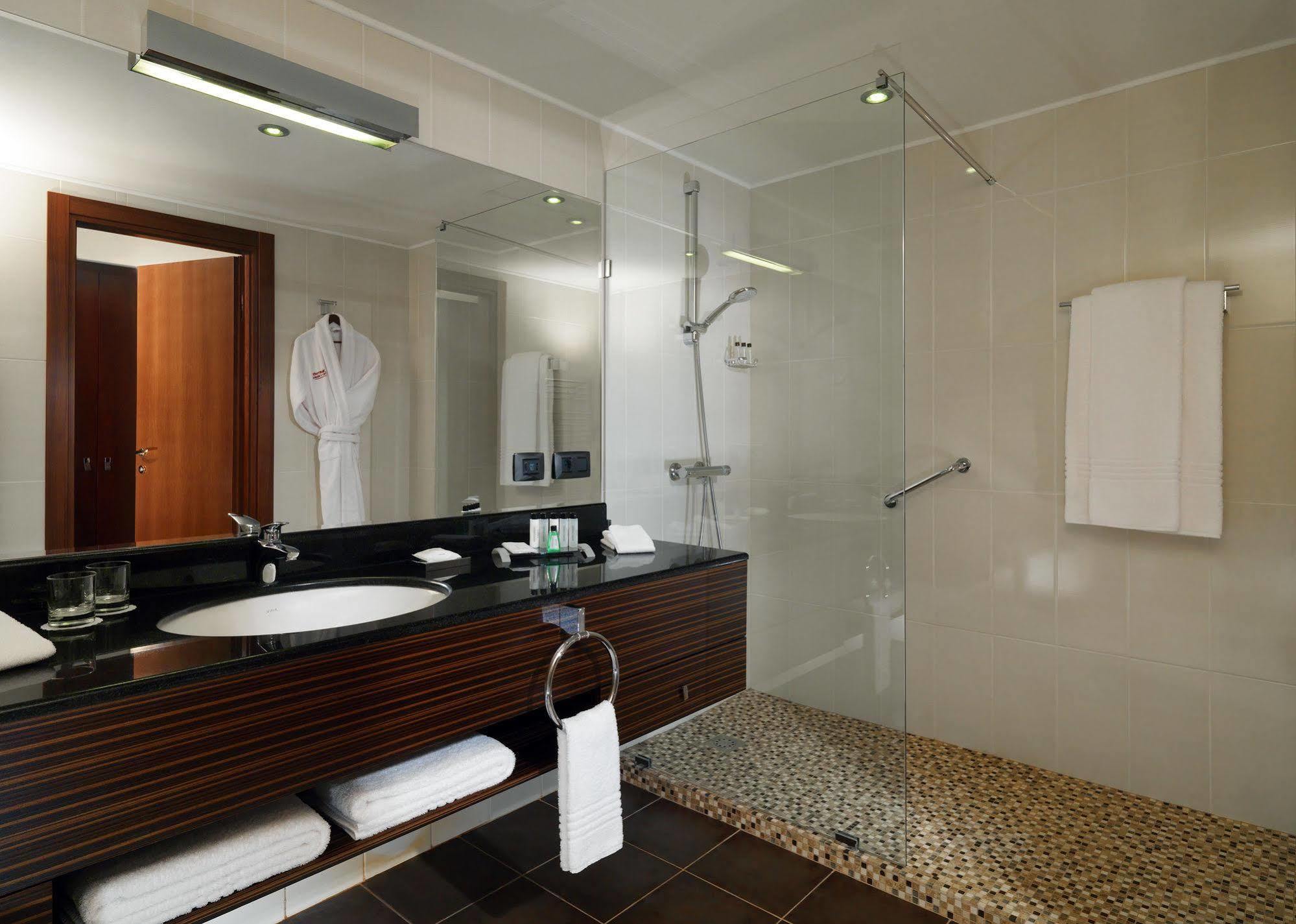 Tsaghkadzor Marriott Hotel Екстер'єр фото