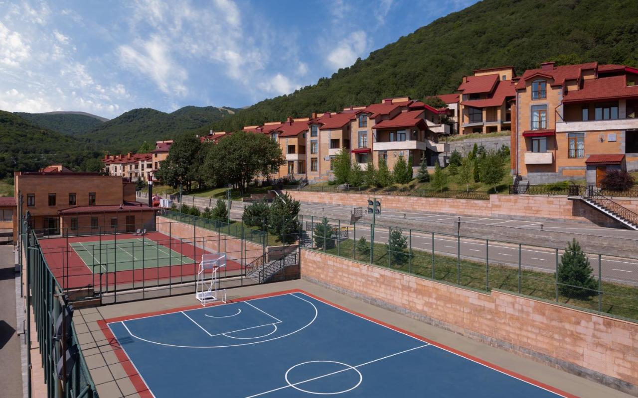 Tsaghkadzor Marriott Hotel Екстер'єр фото